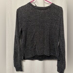Black metallic cropped long sleeve